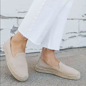 BRAND NEW Soludos Platform Smoking Slipper!